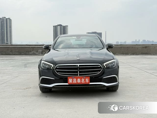 Mercedes-Benz E-Class 2022 Черный из Китая