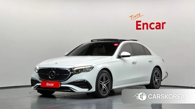 Mercedes-Benz E-Class W214 2026 Белый из Кореи