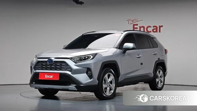 Toyota RAV4 5th Generation 2021 Серебряный из Кореи