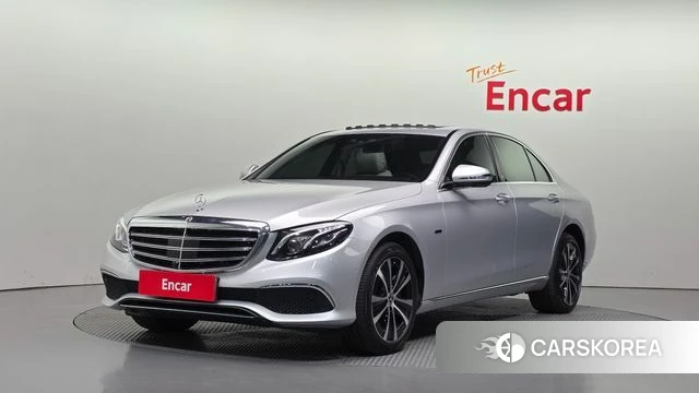 Mercedes-Benz E-Class W213 2020 Серебряный из Кореи