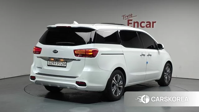Kia The New Carnival 2018 Белый из Кореи