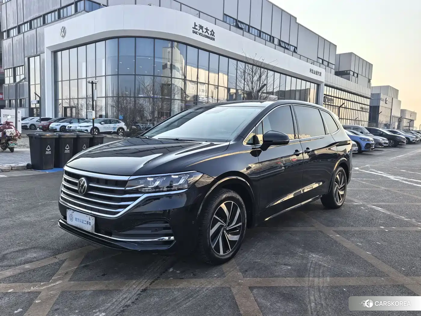 Volkswagen Viloran 2024 Черный из Китая