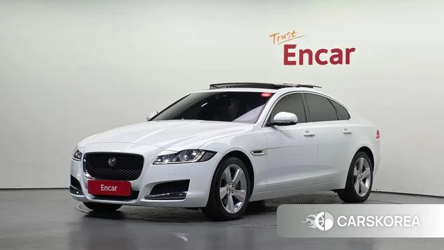 Jaguar XF (X260) 2018 Белый из Кореи