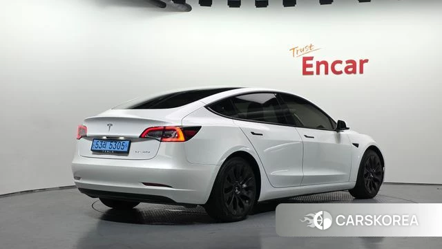 Tesla Model 3 2022 Белый из Кореи