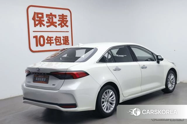 Toyota Allion 2021 Белый из Китая