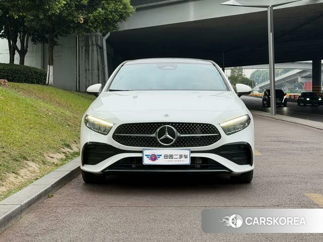 Mercedes-Benz A-Class 2024 Белый из Китая