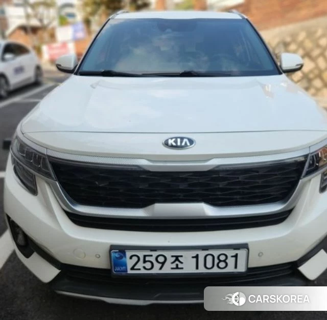 Kia Seltos 2021 Белый из Кореи
