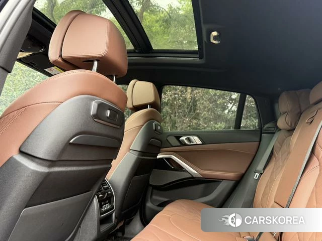 BMW X6 2025 Черный из Китая