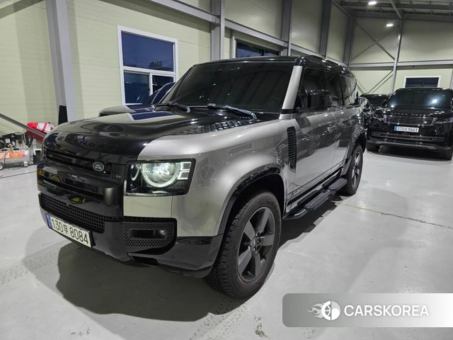 Land Rover Defender (L663) 2023 Песочный из Кореи