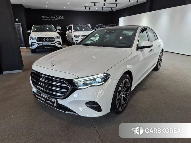 Mercedes-Benz E-Class W214 2026 Белый из Кореи