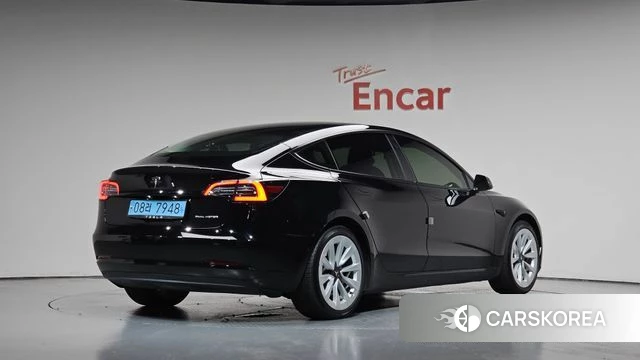 Tesla Model 3 2022 Черный из Кореи