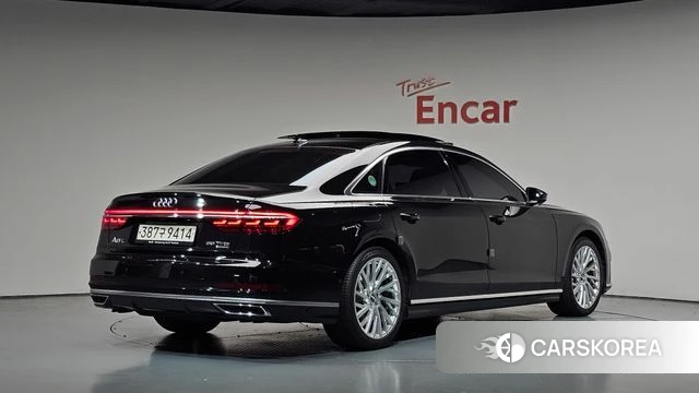 Audi A8 (D5) 2020 Черный из Кореи