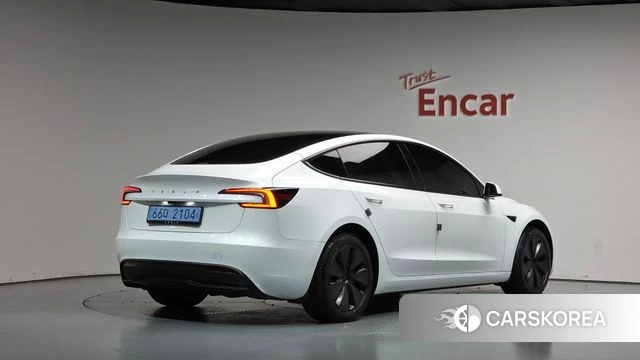 Tesla Model 3 2026 Белый из Кореи