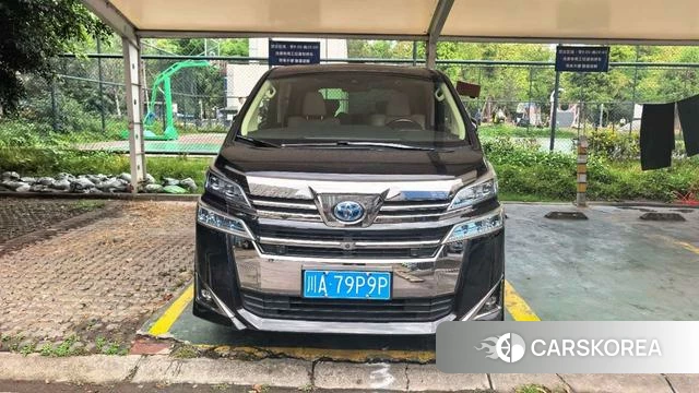 Toyota Vellfire 2020 Черный из Китая