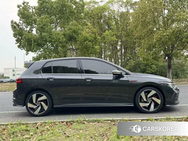 Volkswagen Golf 2021 Черный из Китая
