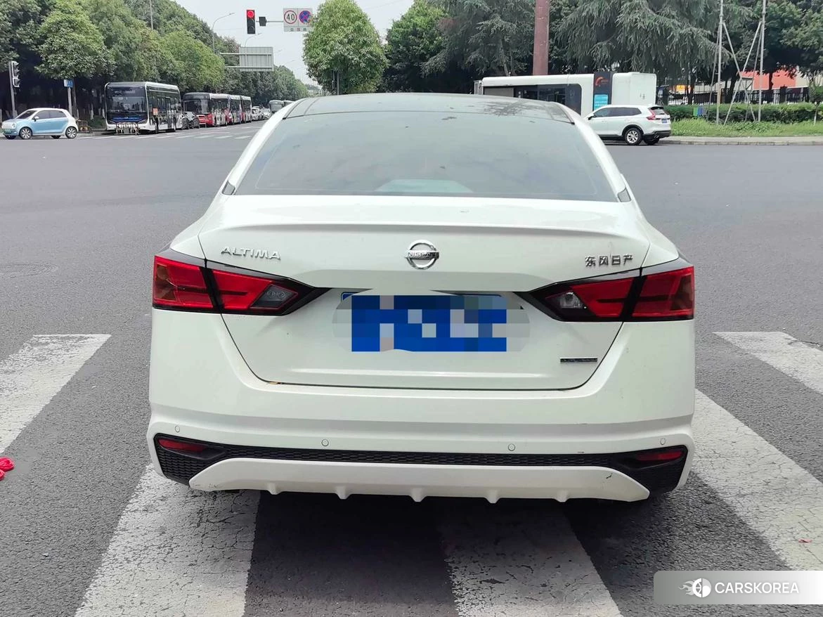 Nissan Altima 2020 Белый из Китая