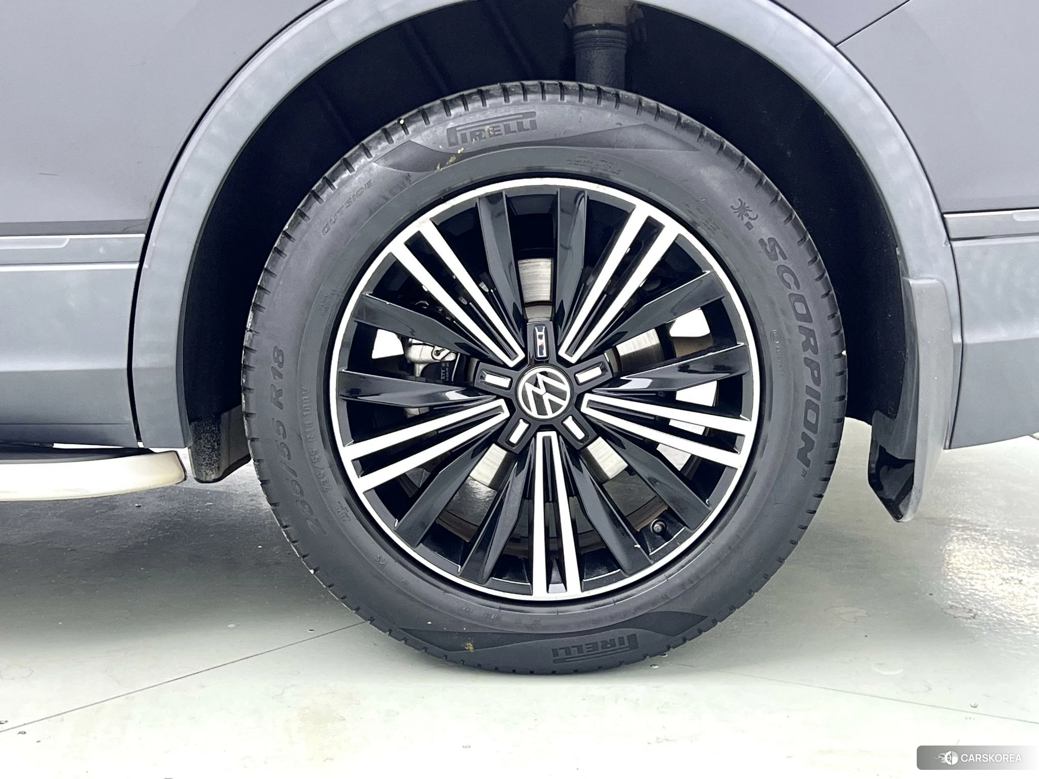 Volkswagen Tiguan L 2020 Черный из Китая