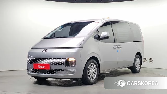 Hyundai Staria 2021 Серебряный из Кореи