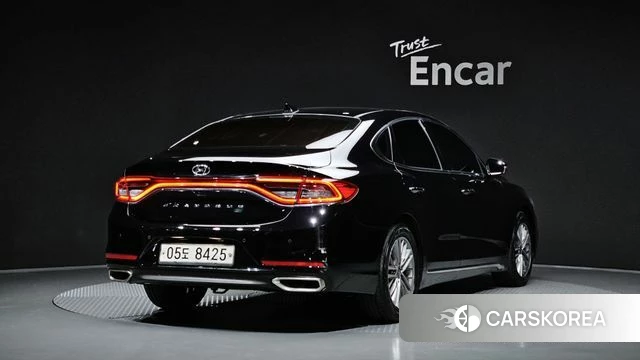 Hyundai Grandeur IG 2018 Черный из Кореи