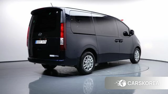 Hyundai Staria 2024 Черный из Кореи