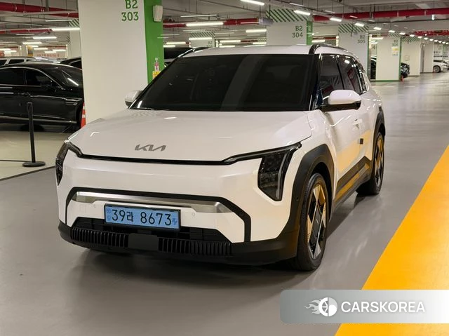 Kia EV3 2024 Белый из Кореи