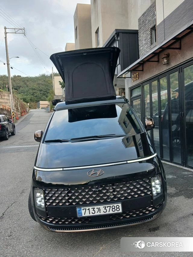 Hyundai Staria 2023 Черный из Кореи