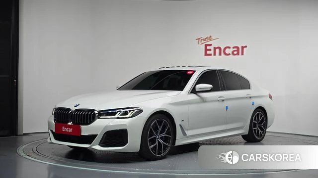 BMW 5 Series (G30) 2023 Белый из Кореи