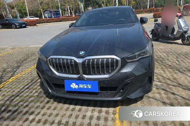 BMW 5 series 2024 Черный из Китая
