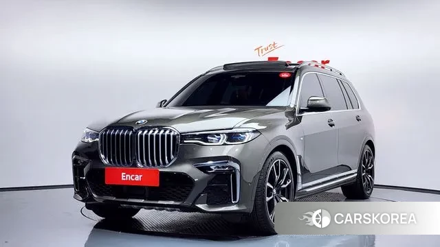 BMW X7 (G07) 2022 Песочный из Кореи