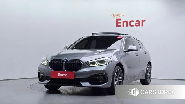 BMW 1 Series (F40) 2024 Серый из Кореи