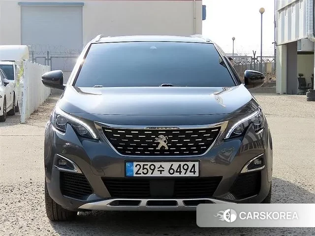 Peugeot 5008 second generation 2018 Серый из Кореи