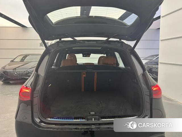 Mercedes-Benz GLC 2025 Черный из Китая