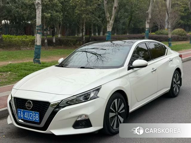 Nissan Altima 2021 Белый из Китая