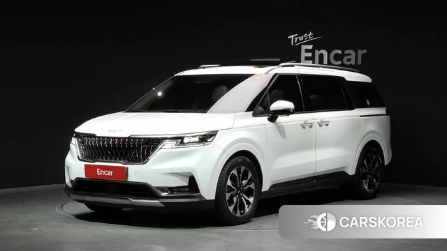 Kia Carnival 4th generation 2023 Белый из Кореи