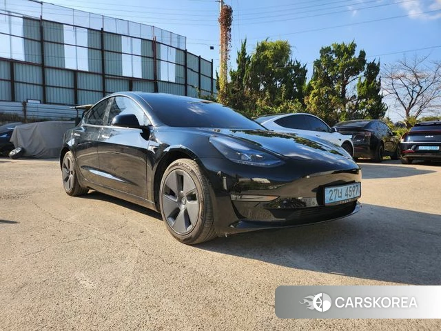 Tesla Model 3 2022 Черный из Кореи