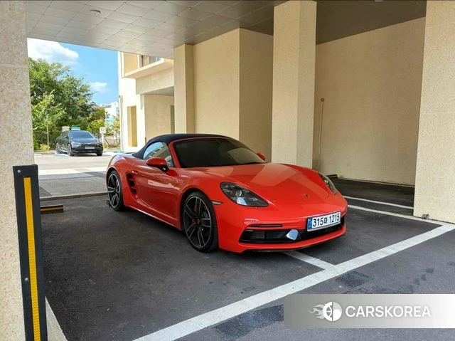 Porsche 718 Boxster 2018 Оранжевый из Кореи