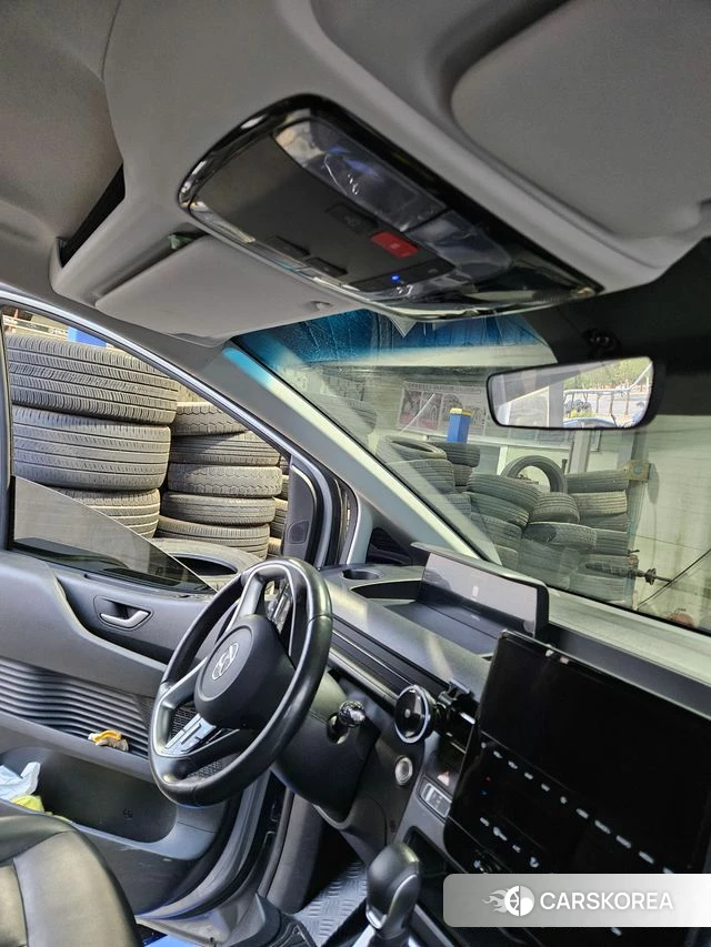 Hyundai Staria 2023 Серебряный из Кореи