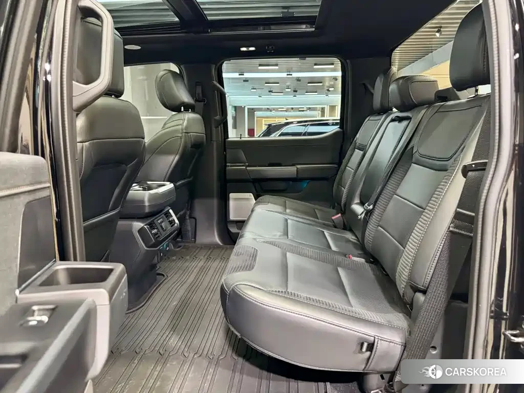 Ford F-150 2025 Черный из Китая