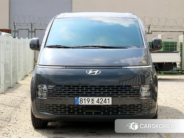 Hyundai Staria 2025 Серый из Кореи