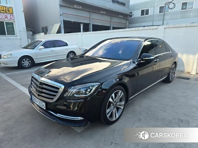 Mercedes-Benz S-Class W222 2018 Черный из Кореи