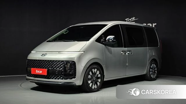 Hyundai Staria 2022 Серебряный из Кореи