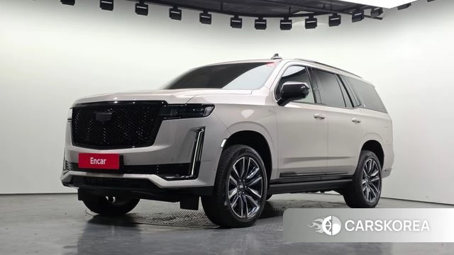 Cadillac Escalade 5th Generation 2022 Песочный из Кореи