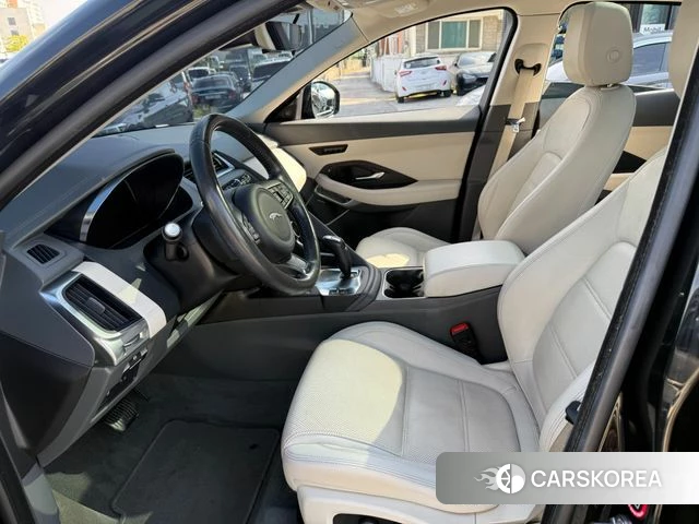 Jaguar E-PACE 2019 Черный из Кореи
