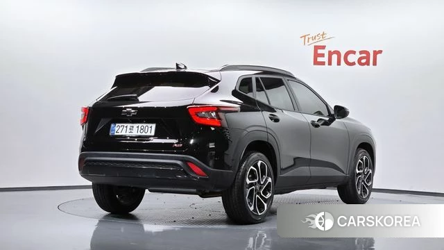 Chevrolet (GM Daewoo) Trax Crossover 2025 Черный из Кореи