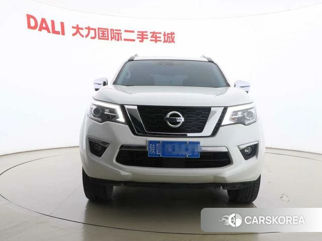 Nissan Terra 2021 Белый из Китая