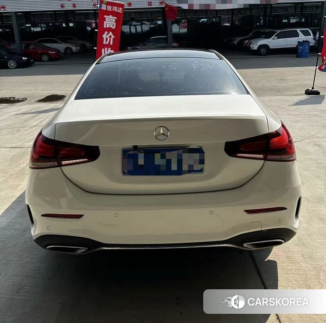 Mercedes-Benz A-Class 2021 Белый из Китая