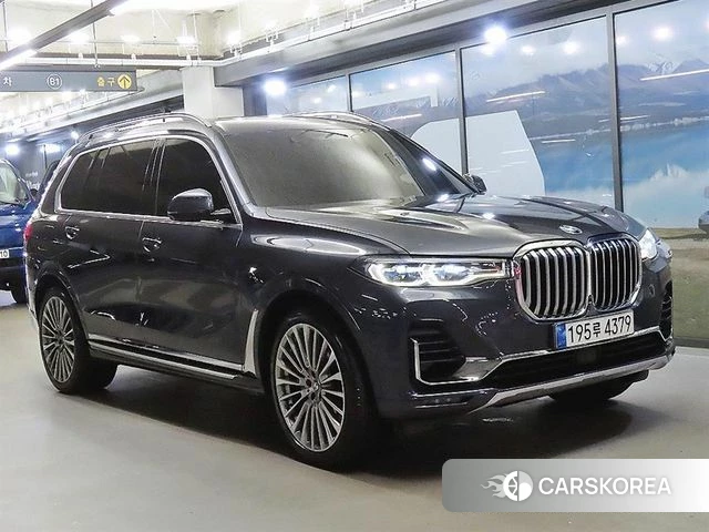 BMW X7 (G07) 2021 Серый из Кореи