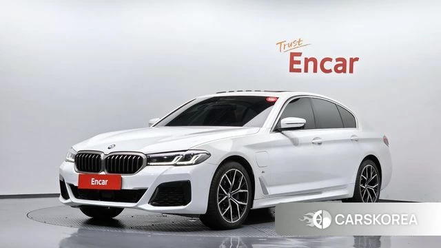BMW 5 Series (G30) 2021 Белый из Кореи