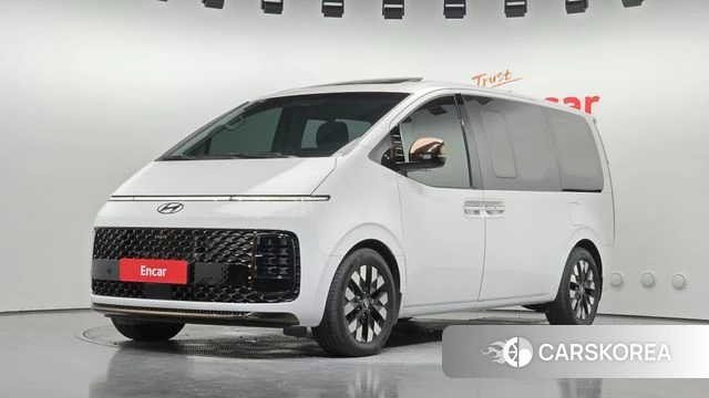Hyundai Staria 2024 Белый из Кореи