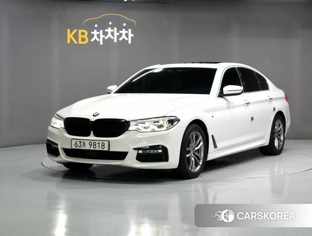 BMW 5 Series (G30) 2018 Белый из Кореи